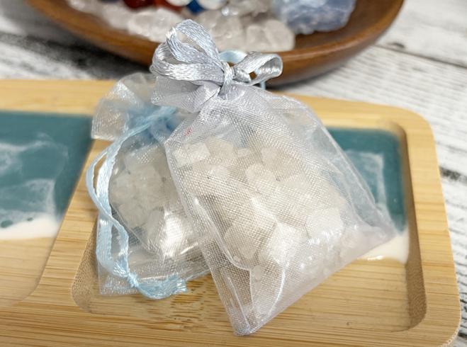 大易商事　舞　お守り　プレゼント