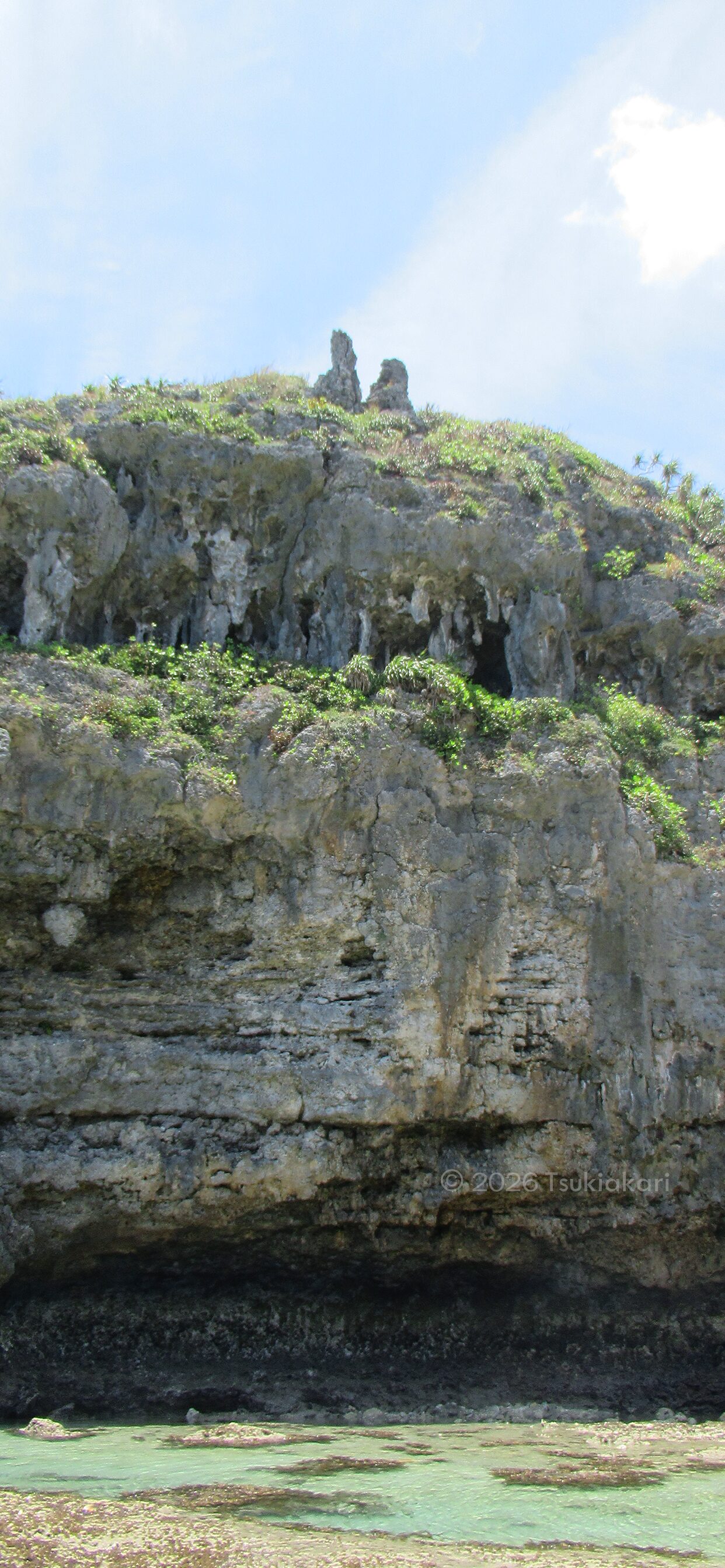 沖縄 浜比嘉島 パワースポット　恋愛待ち受け画像