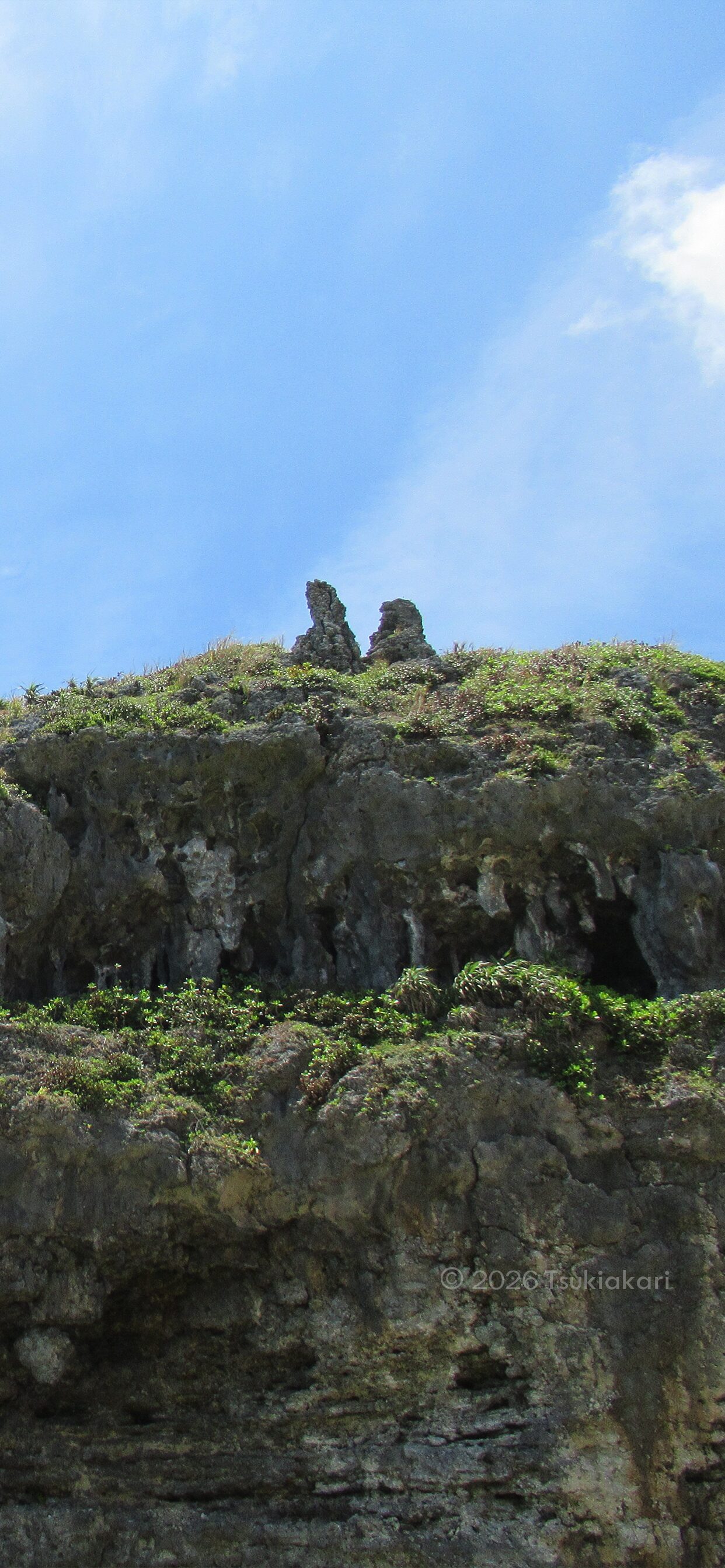 沖縄 浜比嘉島 パワースポット　恋愛待ち受け画像